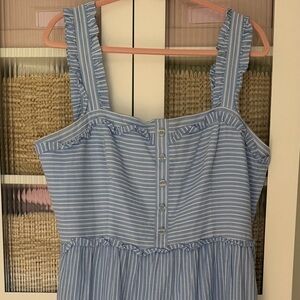 Gal Meets Glam Blue Striped Maxi Dress